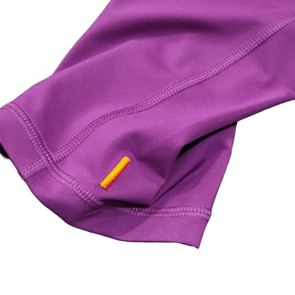 Lucy Woman Up Bright Purple Athletic Capri Leggings Size Medium - Picture 7 of 15